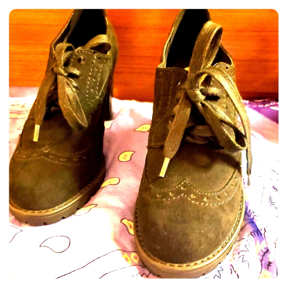 Sophie17 ankle booties